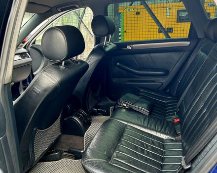 Синій Ауді А6, об'ємом двигуна 2.5 л та пробігом 312 тис. км за 5000 $, фото 10 на Automoto.ua