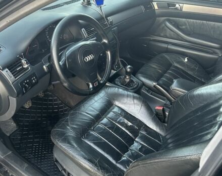 Синій Ауді А6, об'ємом двигуна 1.9 л та пробігом 379 тис. км за 2800 $, фото 5 на Automoto.ua