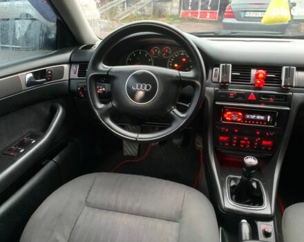 Синий Ауди А6, объемом двигателя 2.4 л и пробегом 311 тыс. км за 5190 $, фото 34 на Automoto.ua