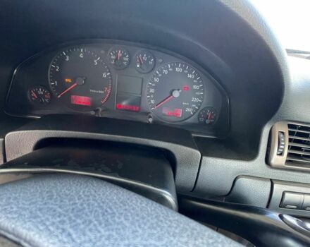 Синій Ауді А6, об'ємом двигуна 2.4 л та пробігом 320 тис. км за 4700 $, фото 5 на Automoto.ua