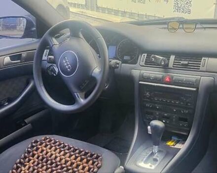 Синий Ауди А6, объемом двигателя 2.5 л и пробегом 300 тыс. км за 4400 $, фото 4 на Automoto.ua