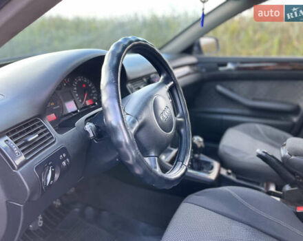 Синий Ауди А6, объемом двигателя 2.5 л и пробегом 350 тыс. км за 2650 $, фото 7 на Automoto.ua