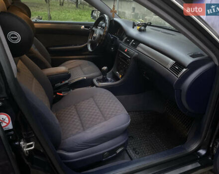 Синий Ауди А6, объемом двигателя 2.5 л и пробегом 327 тыс. км за 4500 $, фото 32 на Automoto.ua