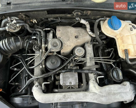 Синий Ауди А6, объемом двигателя 2.5 л и пробегом 375 тыс. км за 4999 $, фото 48 на Automoto.ua