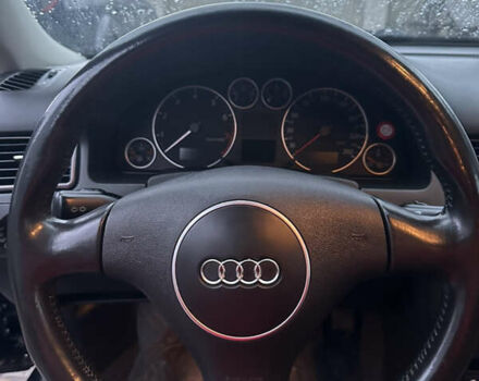 Синій Ауді А6, об'ємом двигуна 1.8 л та пробігом 230 тис. км за 6300 $, фото 21 на Automoto.ua