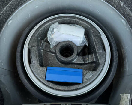 Синий Ауди А6, объемом двигателя 2.5 л и пробегом 360 тыс. км за 6900 $, фото 6 на Automoto.ua