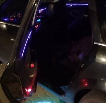 Синий Ауди А6, объемом двигателя 1.9 л и пробегом 415 тыс. км за 4950 $, фото 6 на Automoto.ua