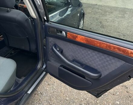 Синий Ауди А6, объемом двигателя 1.9 л и пробегом 450 тыс. км за 3400 $, фото 10 на Automoto.ua