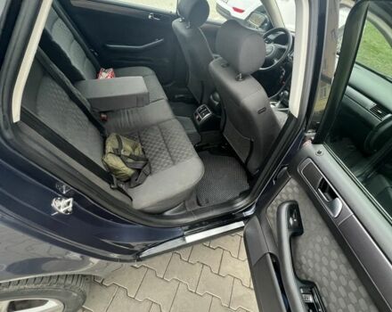 Синий Ауди А6, объемом двигателя 2.5 л и пробегом 332 тыс. км за 4900 $, фото 4 на Automoto.ua