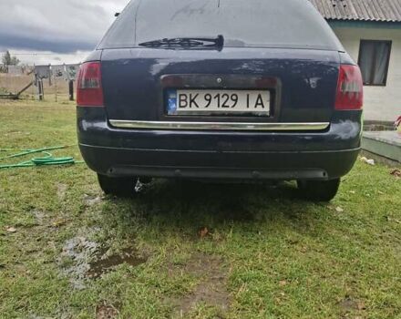 Синий Ауди А6, объемом двигателя 1.9 л и пробегом 422 тыс. км за 5500 $, фото 5 на Automoto.ua