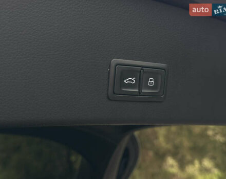 Ауди А6 2018 в Черкассах на Automoto.ua Синий Ауди А6, объемом двигателя 2.97 л и пробегом 212 тыс. км за 26350 $, фото 28 на Automoto.ua