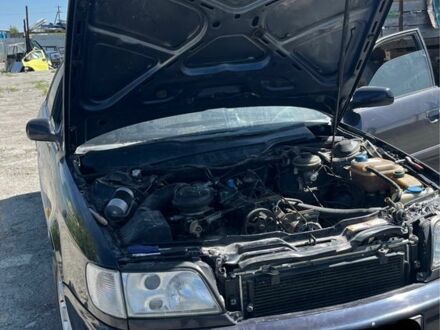 Ауди А6 1996 в Черткове на Automoto.ua Синий Ауди А6, объемом двигателя 2 л и пробегом 300 тыс. км за 2500 $, фото 1 на Automoto.ua