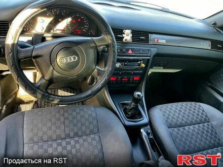 Синий Ауди А6, объемом двигателя 2.5 л и пробегом 270 тыс. км за 4200 $, фото 1 на Automoto.ua