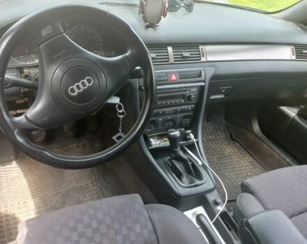 Синий Ауди А6, объемом двигателя 1.9 л и пробегом 340 тыс. км за 3100 $, фото 1 на Automoto.ua