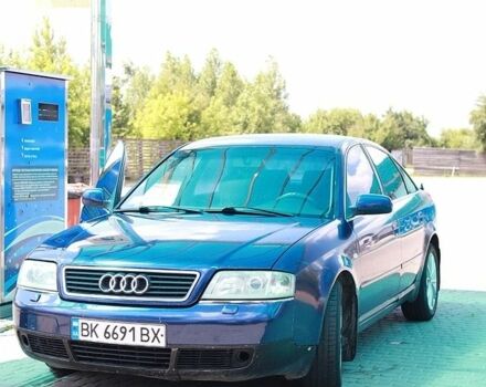 Синий Ауди А6, объемом двигателя 1.8 л и пробегом 388 тыс. км за 2800 $, фото 1 на Automoto.ua