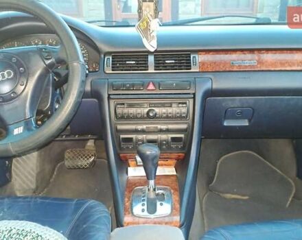 Синий Ауди А6, объемом двигателя 2.5 л и пробегом 300 тыс. км за 4600 $, фото 1 на Automoto.ua