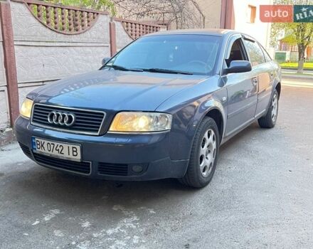 Синий Ауди А6, объемом двигателя 2.5 л и пробегом 345 тыс. км за 4500 $, фото 1 на Automoto.ua