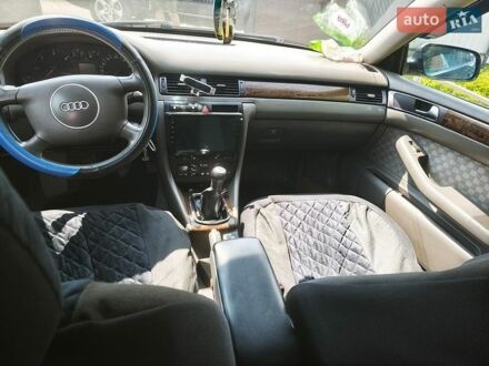 Синий Ауди А6, объемом двигателя 2.5 л и пробегом 325 тыс. км за 3700 $, фото 1 на Automoto.ua