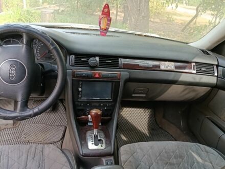 Синий Ауди А6, объемом двигателя 2.5 л и пробегом 270 тыс. км за 4300 $, фото 1 на Automoto.ua