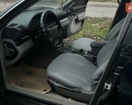 Зеленый Ауди А6, объемом двигателя 2.6 л и пробегом 285 тыс. км за 4000 $, фото 9 на Automoto.ua