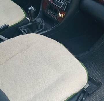 Зеленый Ауди А6, объемом двигателя 2.5 л и пробегом 500 тыс. км за 4100 $, фото 2 на Automoto.ua