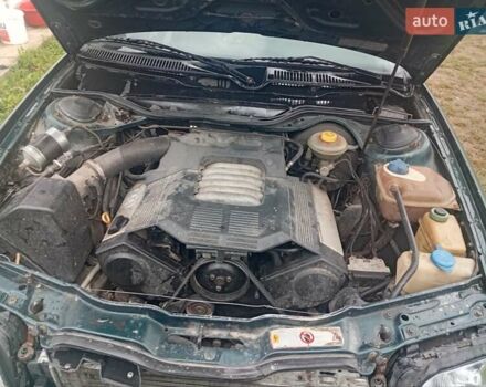 Зеленый Ауди А6, объемом двигателя 2.8 л и пробегом 300 тыс. км за 2100 $, фото 4 на Automoto.ua