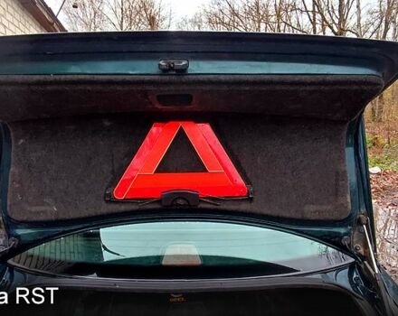 Зелений Ауді А6, об'ємом двигуна 2 л та пробігом 422 тис. км за 3200 $, фото 2 на Automoto.ua