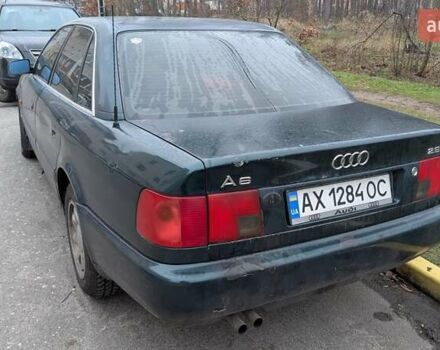 Зеленый Ауди А6, объемом двигателя 2.6 л и пробегом 285 тыс. км за 1200 $, фото 3 на Automoto.ua