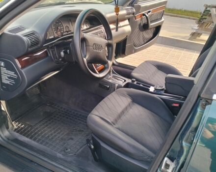 Зеленый Ауди А6, объемом двигателя 2.6 л и пробегом 298 тыс. км за 3700 $, фото 3 на Automoto.ua