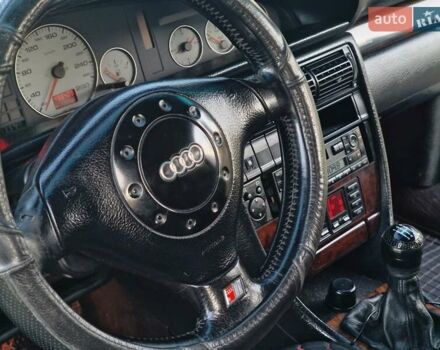 Зеленый Ауди А6, объемом двигателя 2 л и пробегом 402 тыс. км за 2250 $, фото 7 на Automoto.ua