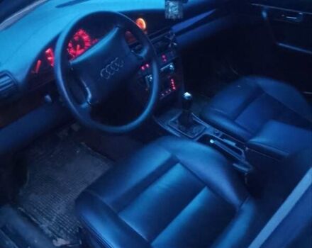 Зеленый Ауди А6, объемом двигателя 1.78 л и пробегом 272 тыс. км за 1800 $, фото 9 на Automoto.ua