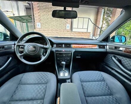 Зелений Ауді А6, об'ємом двигуна 2.4 л та пробігом 218 тис. км за 4300 $, фото 4 на Automoto.ua