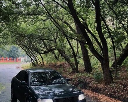 Зеленый Ауди А6, объемом двигателя 2.4 л и пробегом 444 тыс. км за 2750 $, фото 4 на Automoto.ua