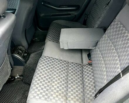 Зелений Ауді А6, об'ємом двигуна 2.4 л та пробігом 400 тис. км за 3977 $, фото 10 на Automoto.ua