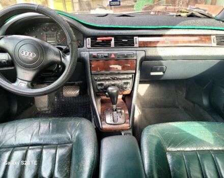 Зеленый Ауди А6, объемом двигателя 2.8 л и пробегом 450 тыс. км за 3200 $, фото 3 на Automoto.ua