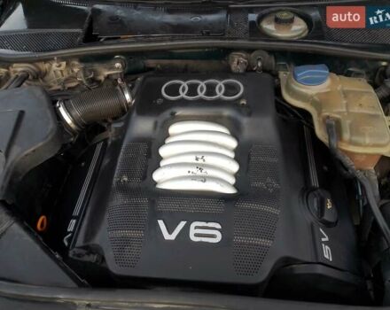 Зелений Ауді А6, об'ємом двигуна 2.4 л та пробігом 314 тис. км за 3600 $, фото 8 на Automoto.ua