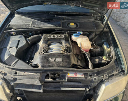 Зелений Ауді А6, об'ємом двигуна 2.4 л та пробігом 505 тис. км за 2800 $, фото 7 на Automoto.ua