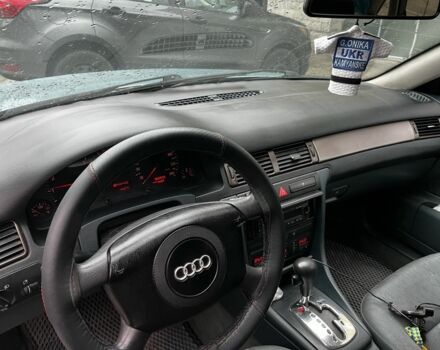 Зеленый Ауди А6, объемом двигателя 2.4 л и пробегом 360 тыс. км за 5700 $, фото 4 на Automoto.ua