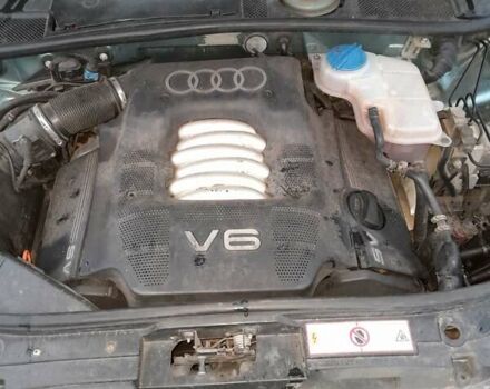 Зеленый Ауди А6, объемом двигателя 2.4 л и пробегом 225 тыс. км за 3500 $, фото 4 на Automoto.ua