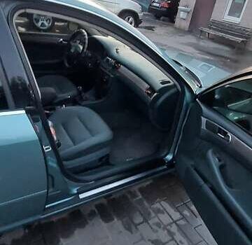 Зеленый Ауди А6, объемом двигателя 2.4 л и пробегом 420 тыс. км за 4000 $, фото 11 на Automoto.ua