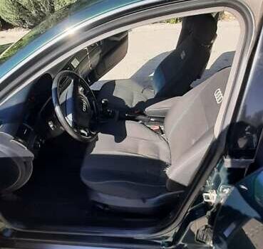 Ауді А6 1999 у Чернівцях на Automoto.ua Зелений Ауді А6, об'ємом двигуна 1.8 л та пробігом 320 тис. км за 3100 $, фото 3 на Automoto.ua