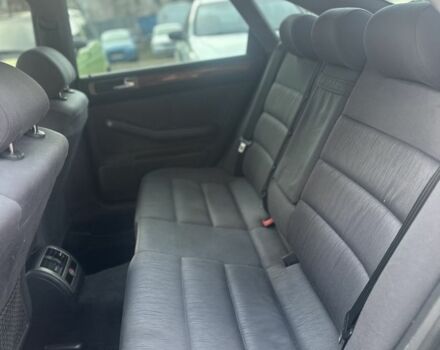 Зелений Ауді А6, об'ємом двигуна 2.4 л та пробігом 250 тис. км за 1750 $, фото 6 на Automoto.ua