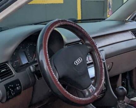 Зеленый Ауди А6, объемом двигателя 1.8 л и пробегом 370 тыс. км за 4500 $, фото 6 на Automoto.ua