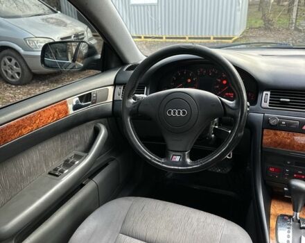 Зелений Ауді А6, об'ємом двигуна 2.4 л та пробігом 250 тис. км за 1750 $, фото 7 на Automoto.ua