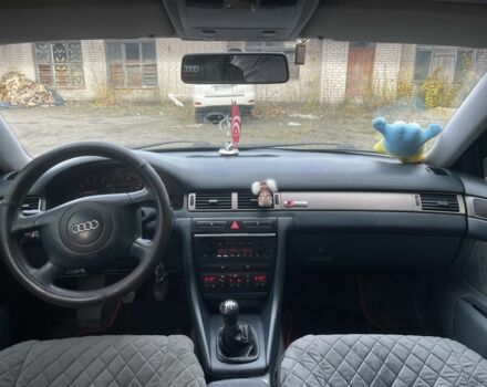 Ауді А6 1999 у Радомышле на Automoto.ua Зелений Ауді А6, об'ємом двигуна 1.8 л та пробігом 335 тис. км за 4000 $, фото 8 на Automoto.ua