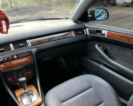 Зелений Ауді А6, об'ємом двигуна 2.4 л та пробігом 250 тис. км за 1750 $, фото 8 на Automoto.ua