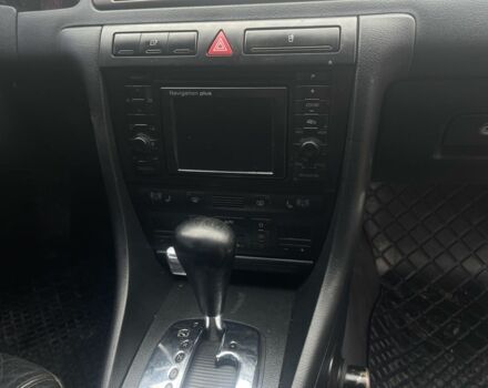 Зеленый Ауди А6, объемом двигателя 2.5 л и пробегом 369 тыс. км за 2850 $, фото 4 на Automoto.ua