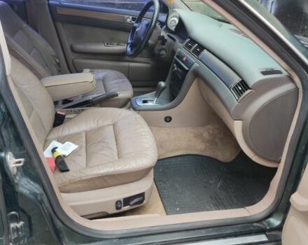 Зеленый Ауди А6, объемом двигателя 2.4 л и пробегом 413 тыс. км за 3800 $, фото 3 на Automoto.ua