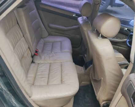 Зеленый Ауди А6, объемом двигателя 2.4 л и пробегом 413 тыс. км за 3800 $, фото 4 на Automoto.ua