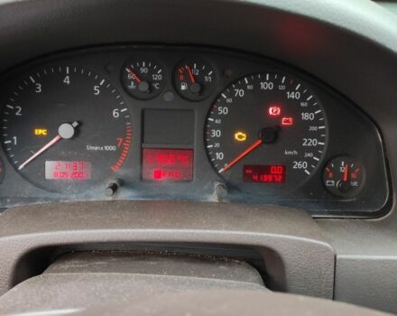 Зеленый Ауди А6, объемом двигателя 2.4 л и пробегом 413 тыс. км за 3800 $, фото 1 на Automoto.ua